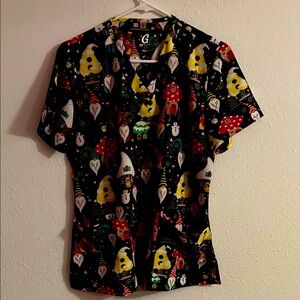 GT Performance Festive Gnome Print Scrub Top